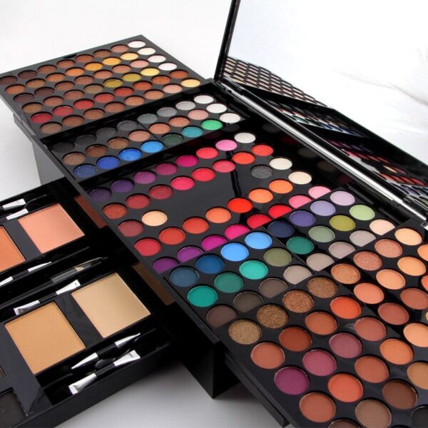All-in-One Eyeshadow and Blush Set - Image 3
