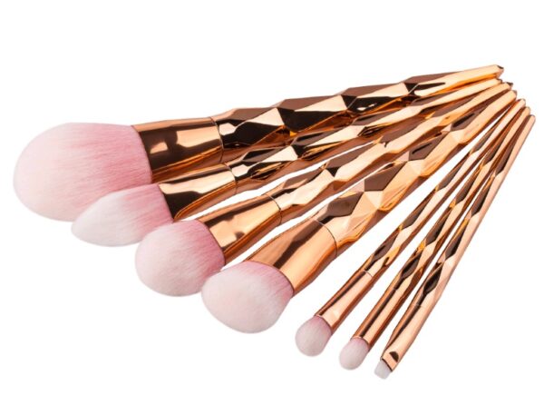 7 Piece Cosmetic Brush Kit for Face and Eyes - Image 6