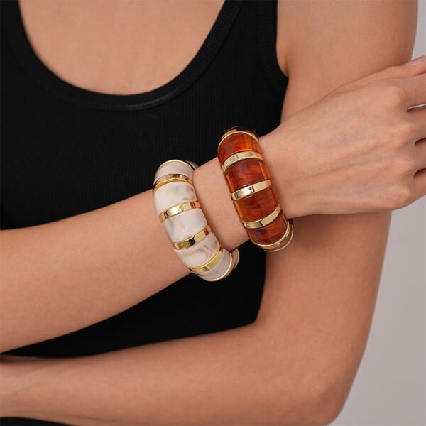 Fashion Acrylic Bracelet for Women - Image 6