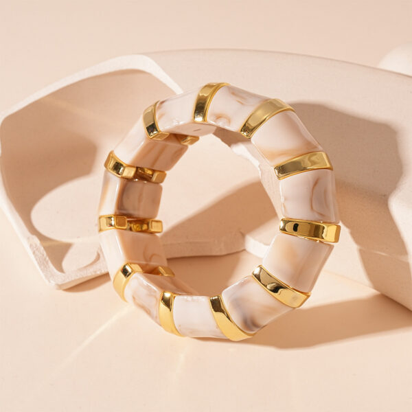 Fashion Acrylic Bracelet for Women - Image 8