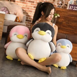 Penguin plush toy