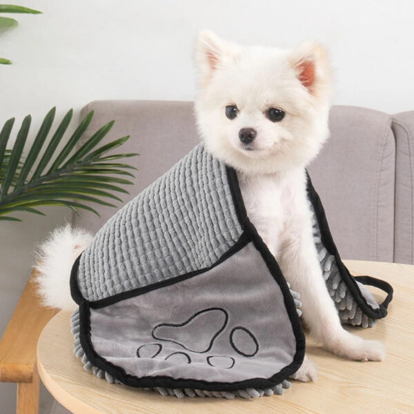 Absorbent Dog Towel, Microfiber Quick Drying Towel Machine Washable With Hand Pockets Pet Towel For Medium Large Dog Super Absorbent Pet Towel Quickly Dry Your Dog Or Cat After Bath Time - Image 3