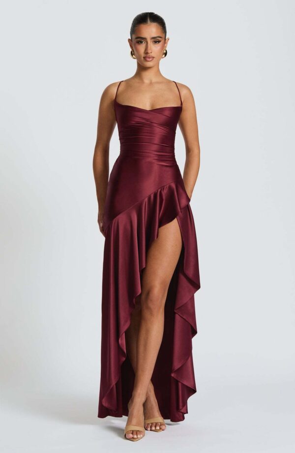 Summer Club Dress with Ruffles and Slit - Image 8
